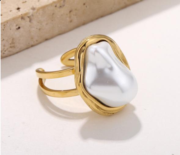 Baroque Pearl Wrap Ring